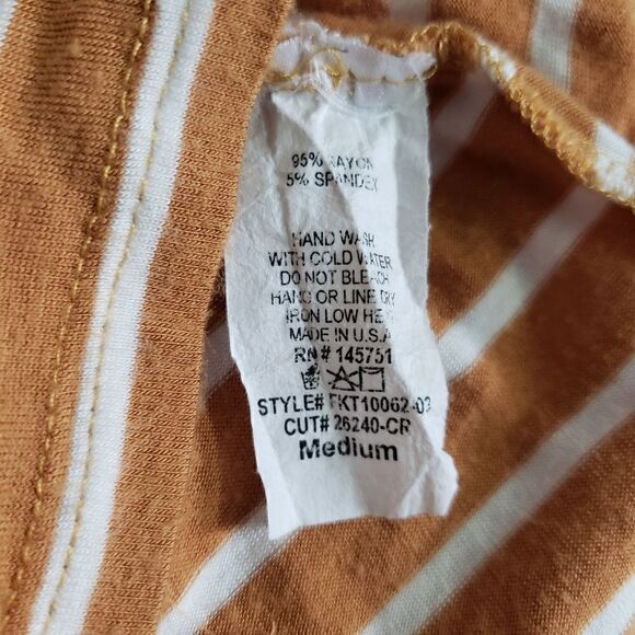 Fantastic Fawn Short Sleeve Stripe Shirt with Ruffle Sleeves Size Medium - Picture 4 of 7